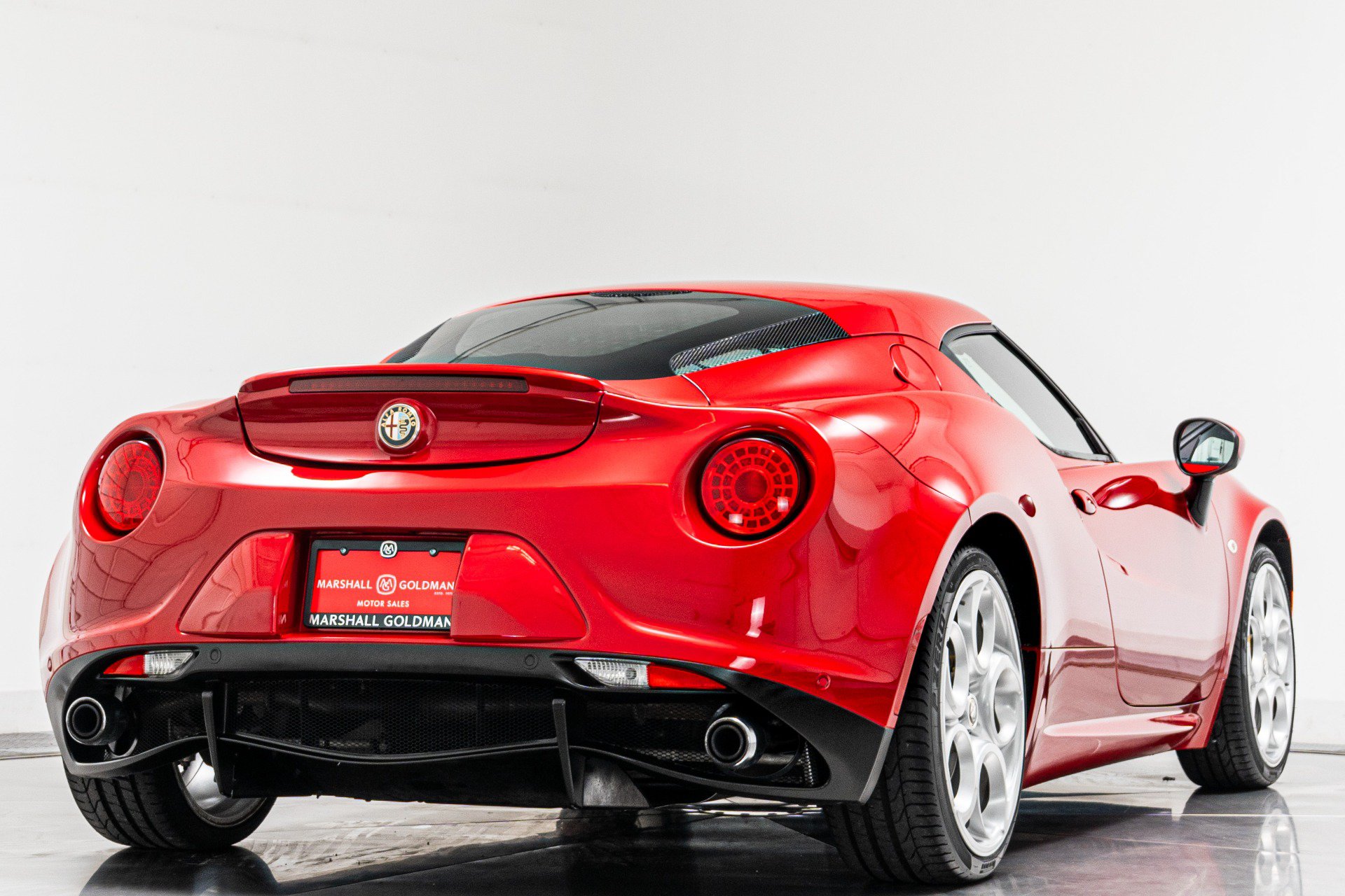 Used 2016 Alfa Romeo 4C Coupe w/ Convenience Group - Coupe RWD image 9