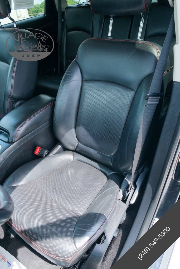 Used 2015 Dodge Journey R/T w/ Flexible Seating Group FWD image 15