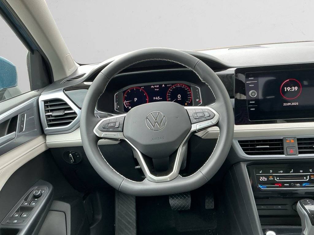 New 2025 Volkswagen Taos SEL image 12