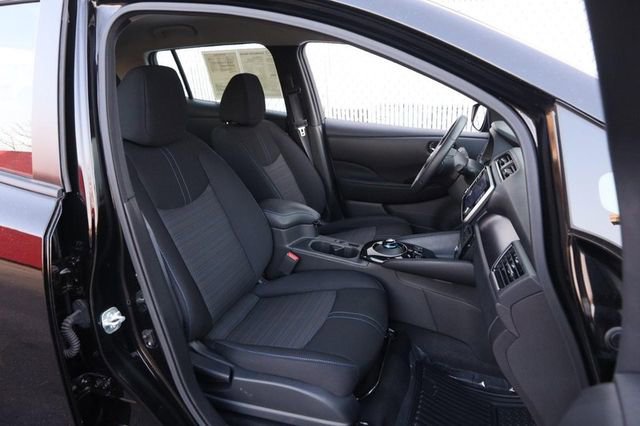 Certified 2024 Nissan Leaf SV Plus image 26