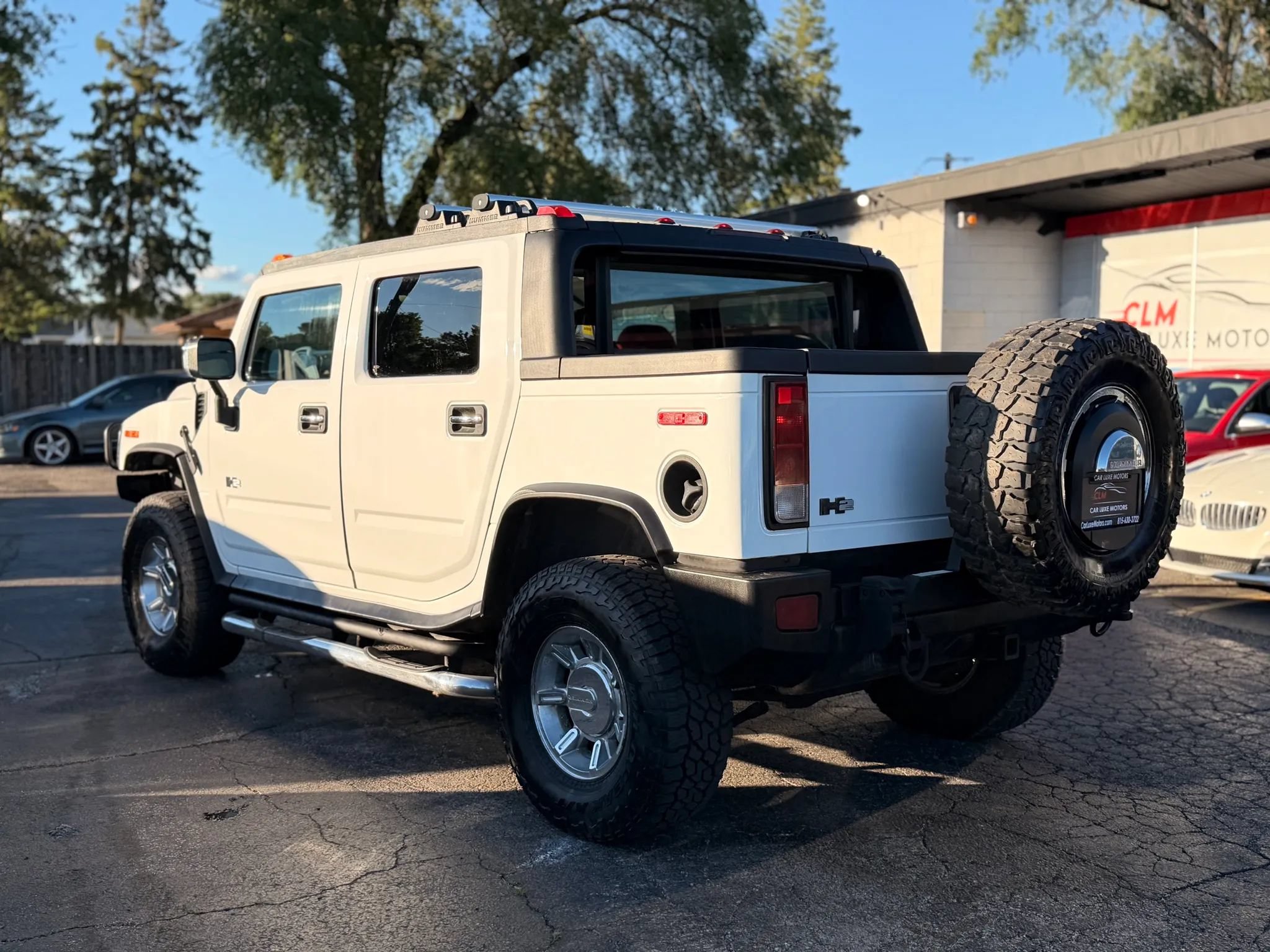 Used 2005 HUMMER H2 SUT w/ Preferred Equipment Group AWD/4WD image 6