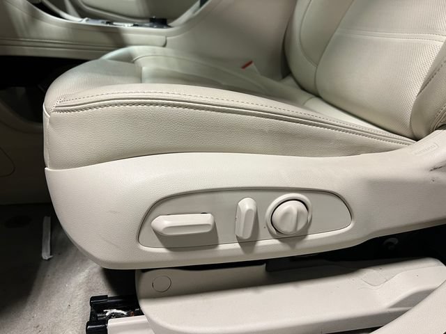 Used 2023 GMC Acadia Denali AWD/4WD image 12