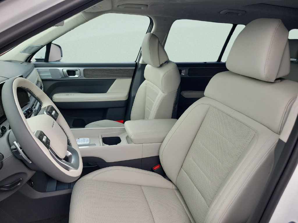 New 2027 Hyundai Santa Fe Calligraphy FWD image 17