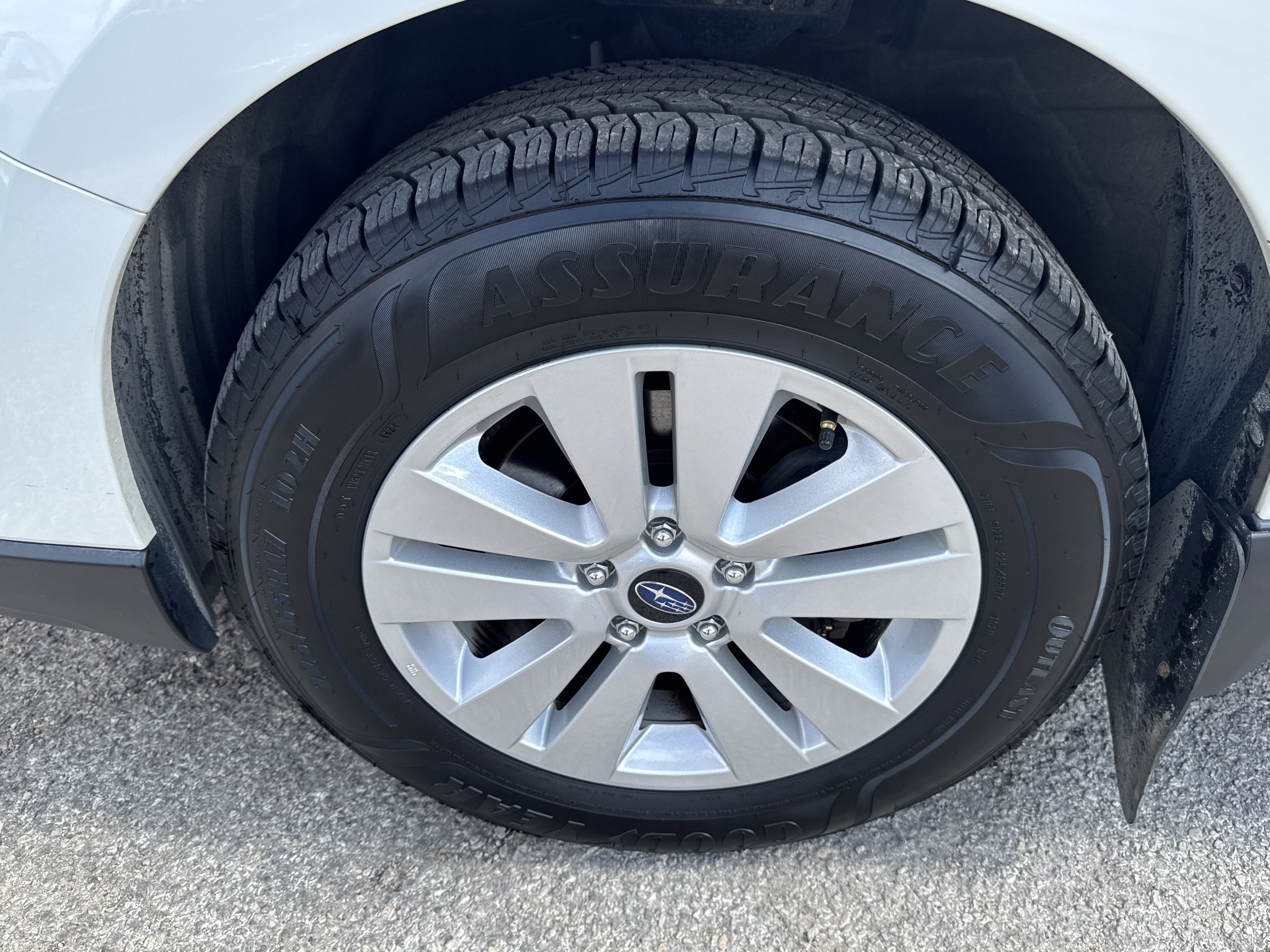 Used 2016 Subaru Outback 2.5i Premium w/ Popular Package #2 image 9