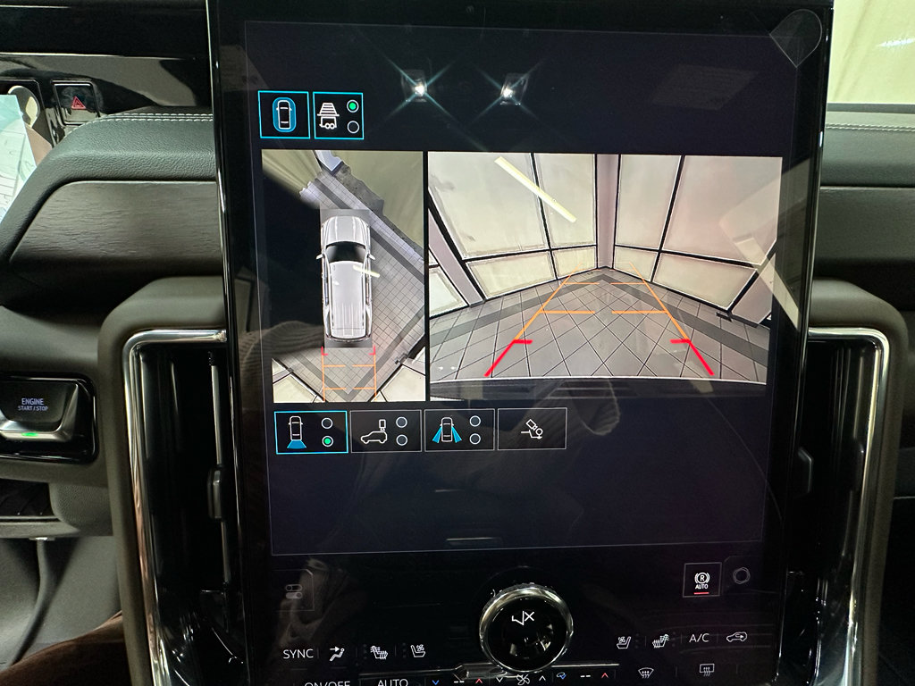New 2026 GMC Yukon Denali Ultimate AWD/4WD image 27