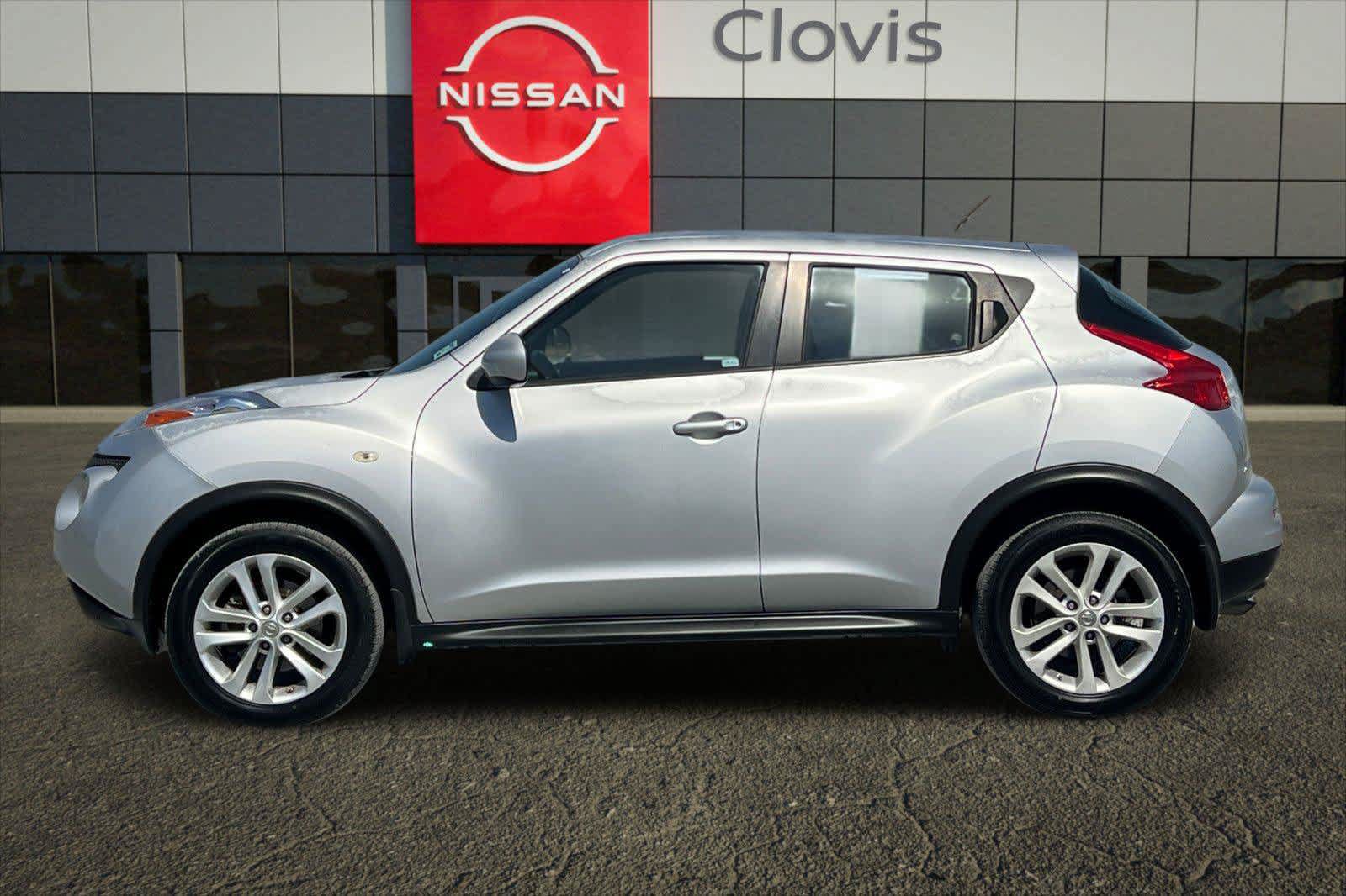 Used 2013 Nissan Juke S FWD image 6