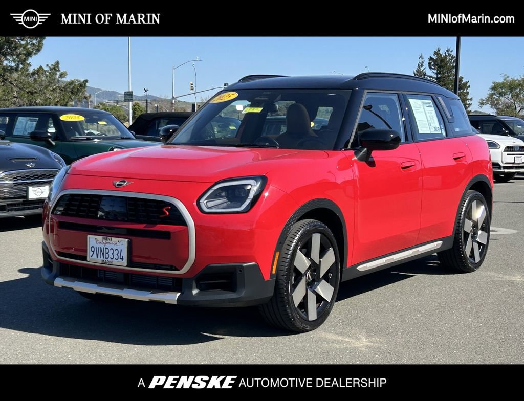 Used 2025 MINI Cooper Countryman S image 1