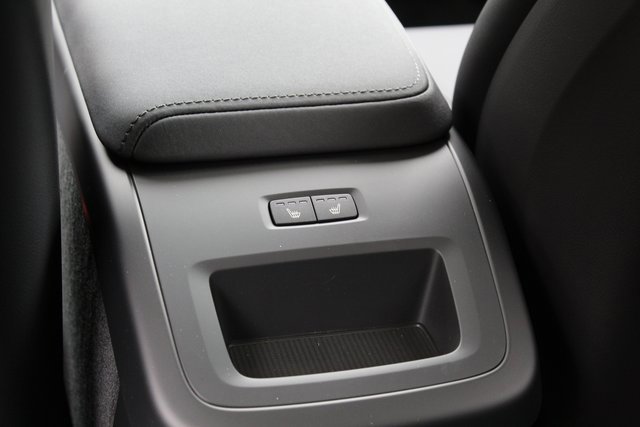 New 2026 Volvo XC60 B5 Plus w/ Protection Package Premier image 15