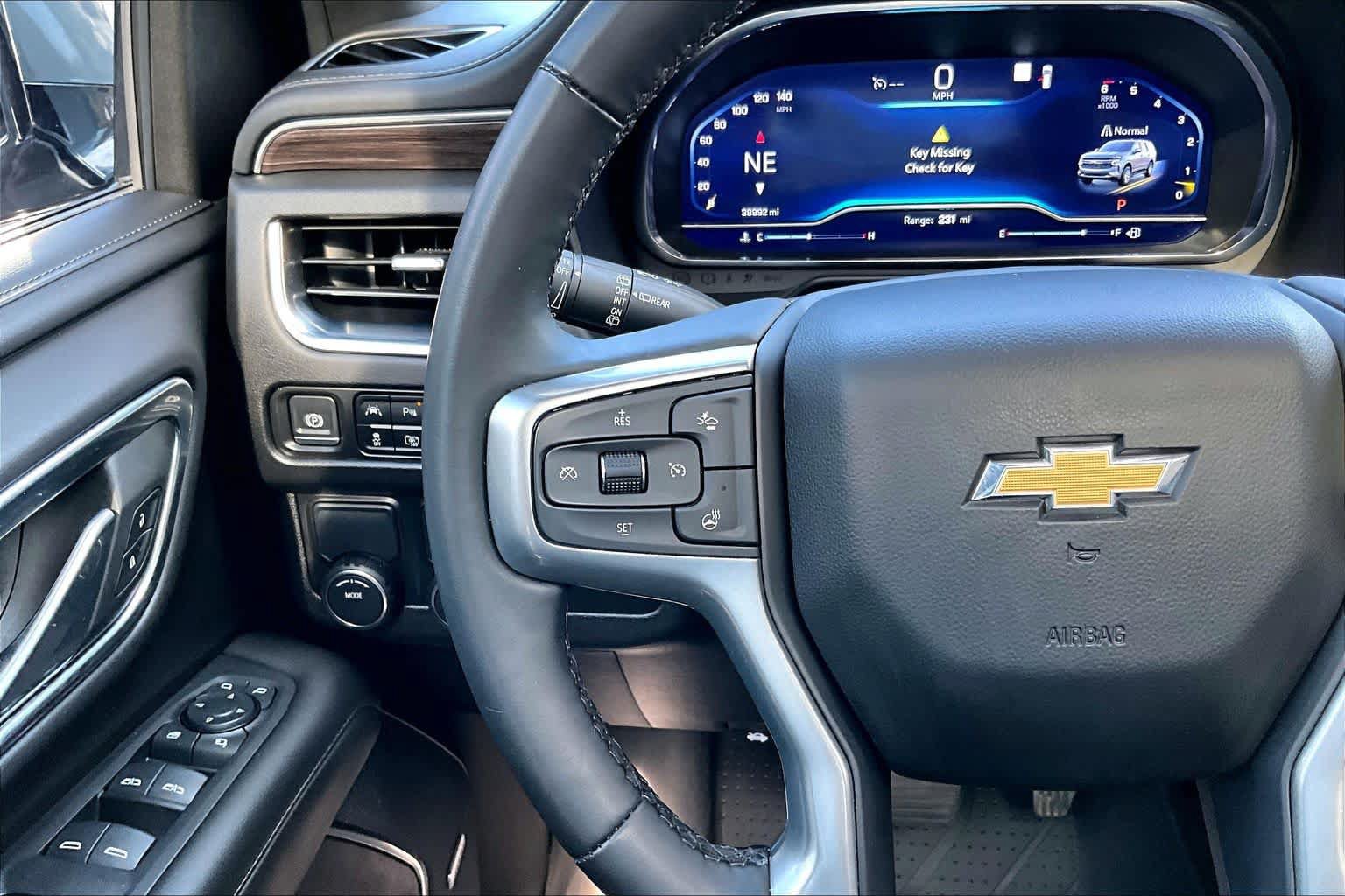 Used 2024 Chevrolet Tahoe LT w/ LT Signature Plus Package RWD image 24