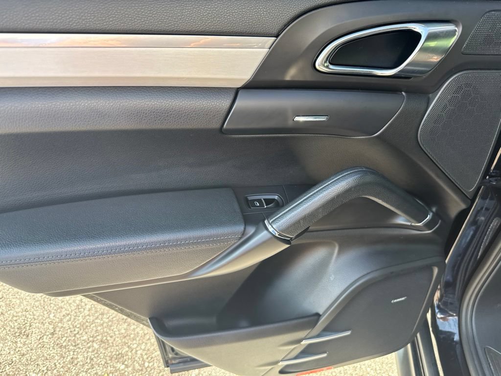 Used 2013 Porsche Cayenne GTS AWD/4WD image 13