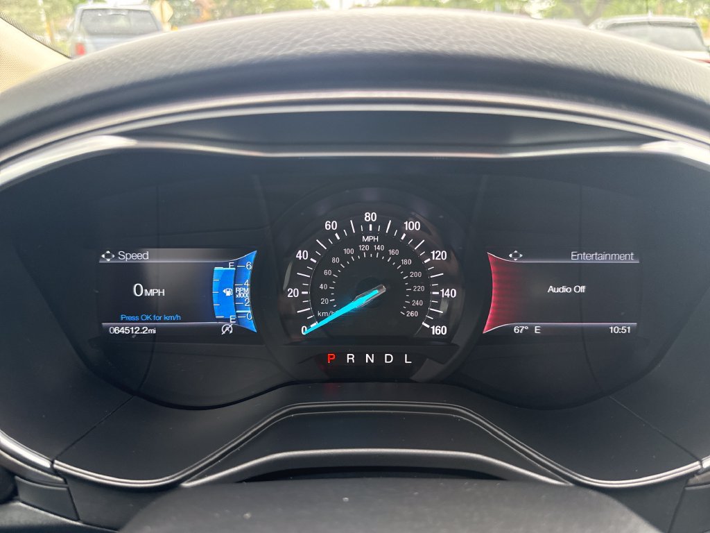 Used 2020 Ford Fusion SE FWD image 26