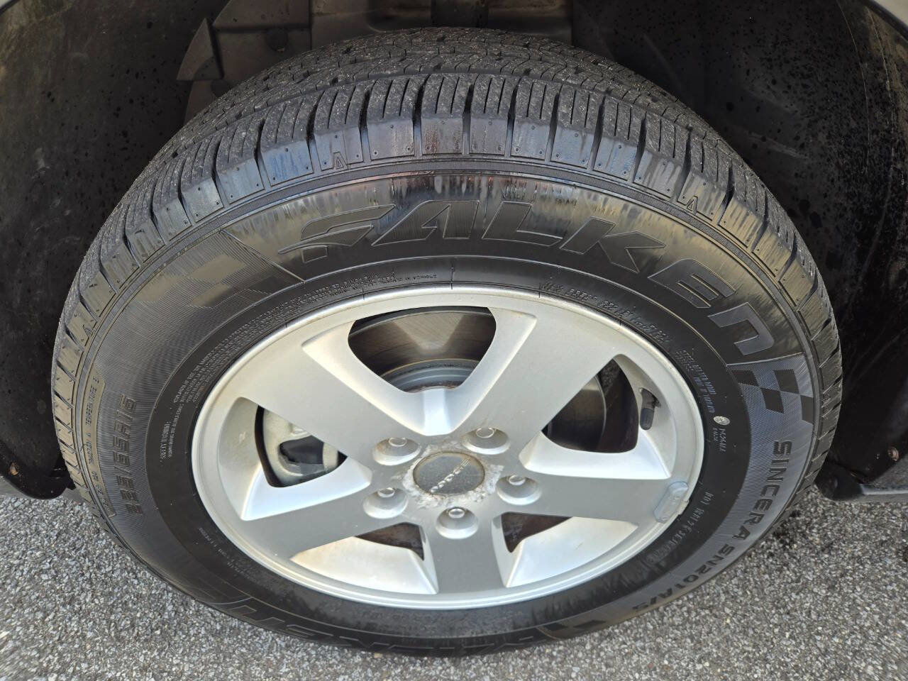Used 2012 Dodge Grand Caravan Crew FWD image 36