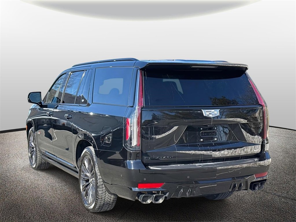 Certified 2023 Cadillac Escalade ESV V w/ LPO, ONYX Package image 6