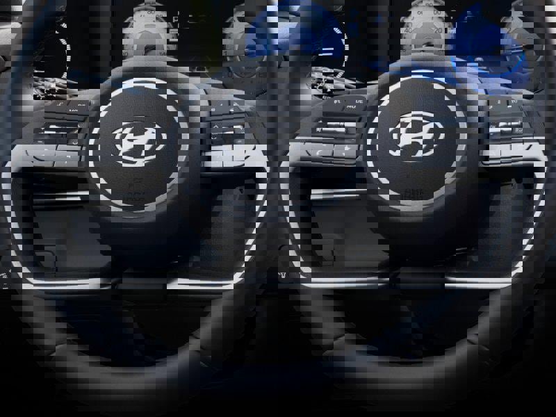 New 2025 Hyundai Elantra Limited image 15