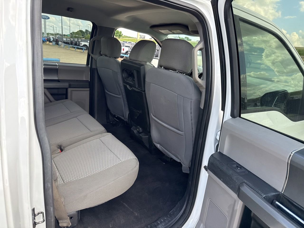 Used 2016 Ford F150 XLT w/ Equipment Group 301A Mid image 12