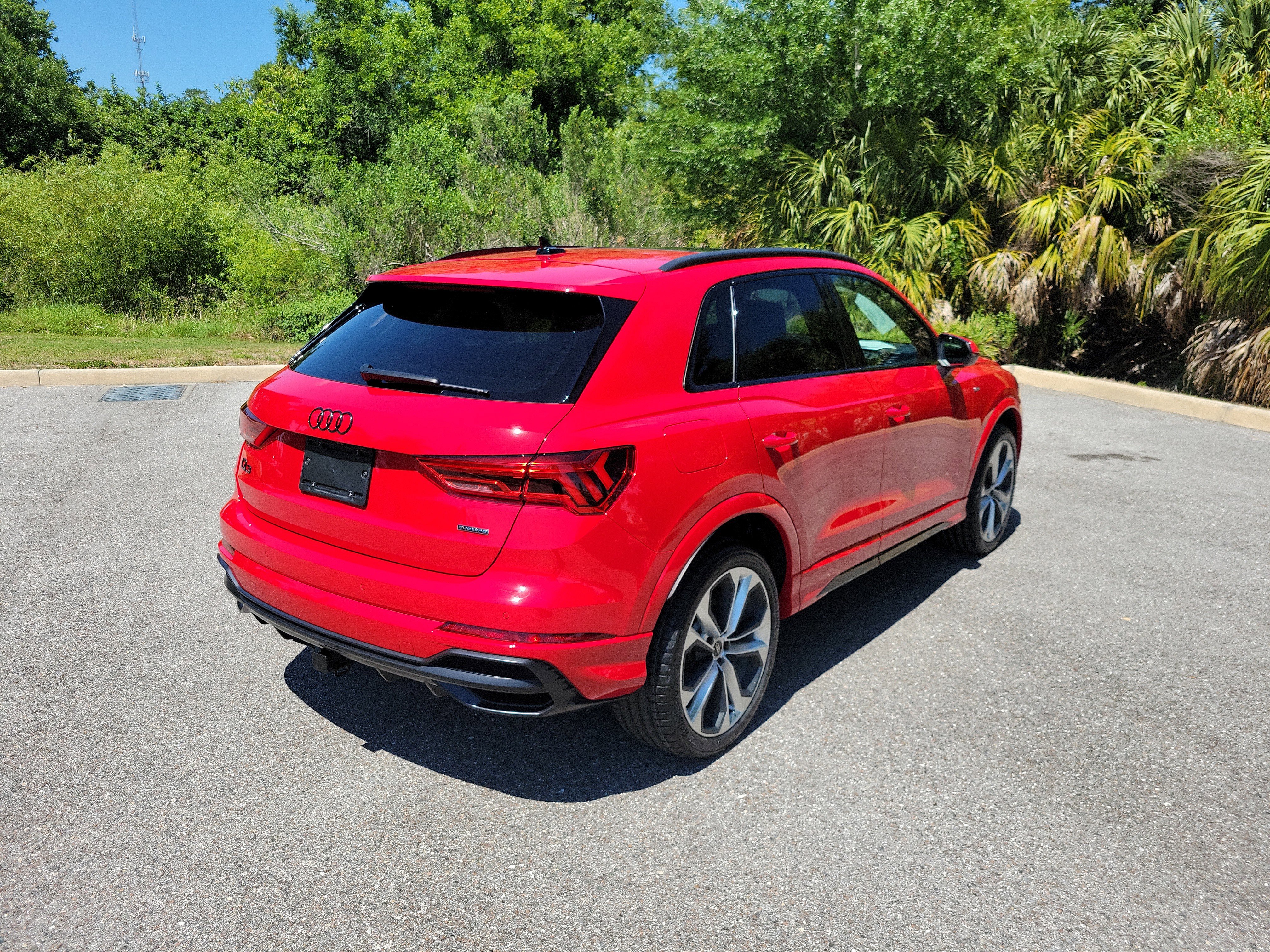 Certified 2022 Audi Q3 2.0T Premium Plus image 4