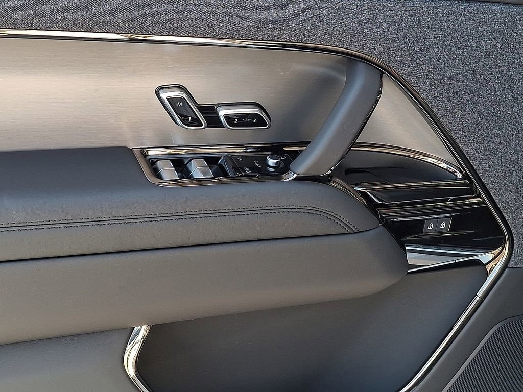 New 2026 Land Rover Range Rover Sport SE AWD/4WD image 8