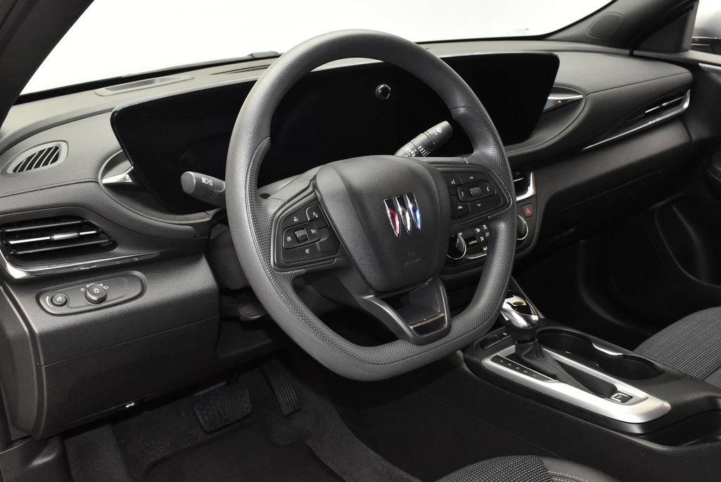 Used 2025 Buick Envista Preferred FWD image 14