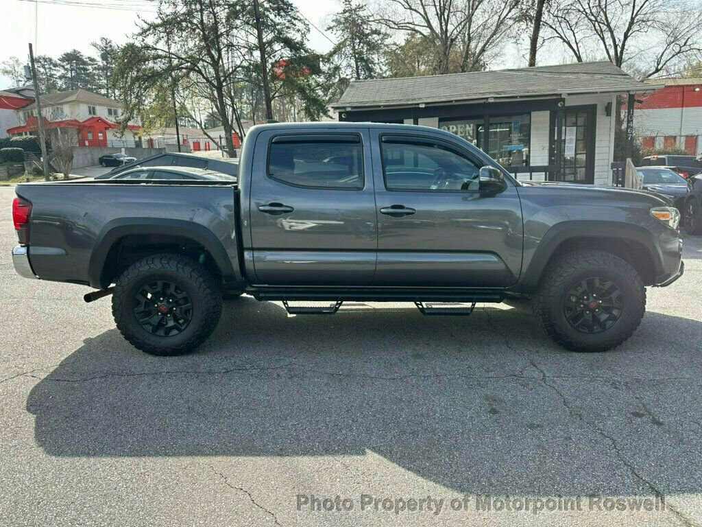 Used 2019 Toyota Tacoma TRD Off-Road image 7