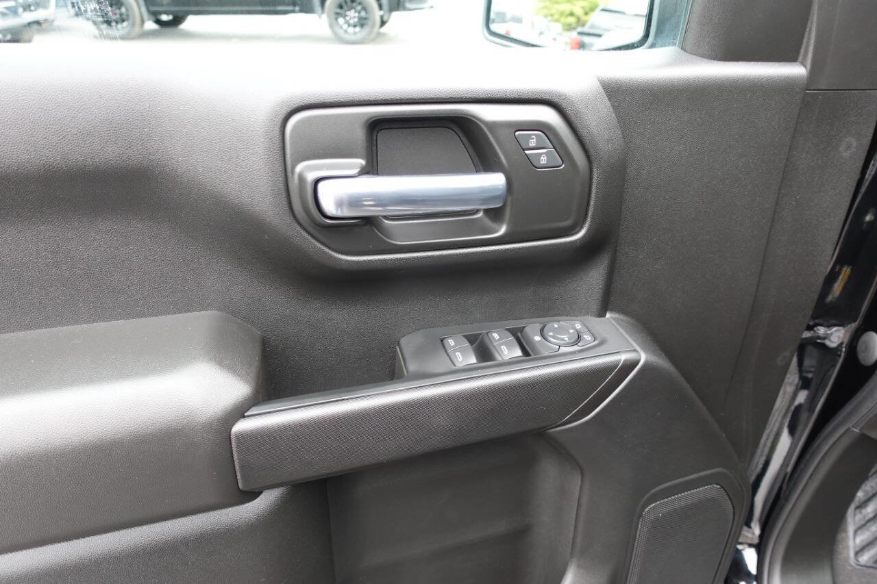Used 2024 GMC Sierra 1500 Pro w/ Pro Value Package AWD/4WD image 15
