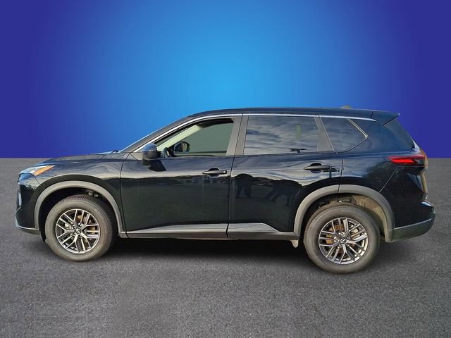 Used 2024 Nissan Rogue S image 7