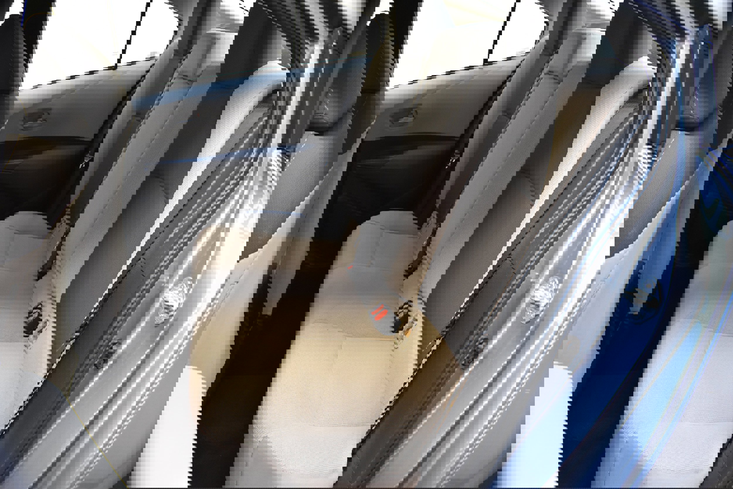 Used 2022 Toyota Corolla LE image 25