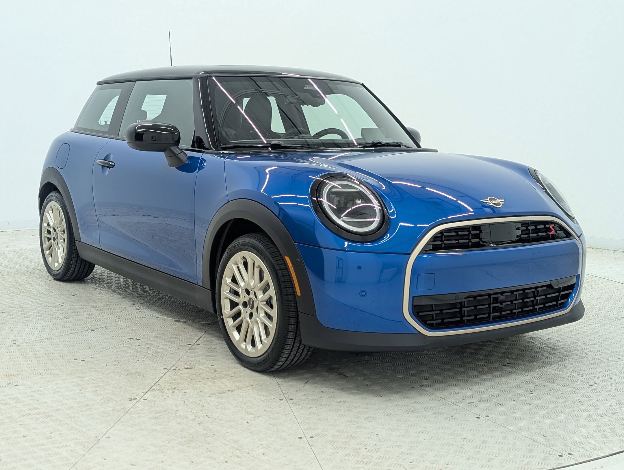 New 2026 MINI Cooper S image 7