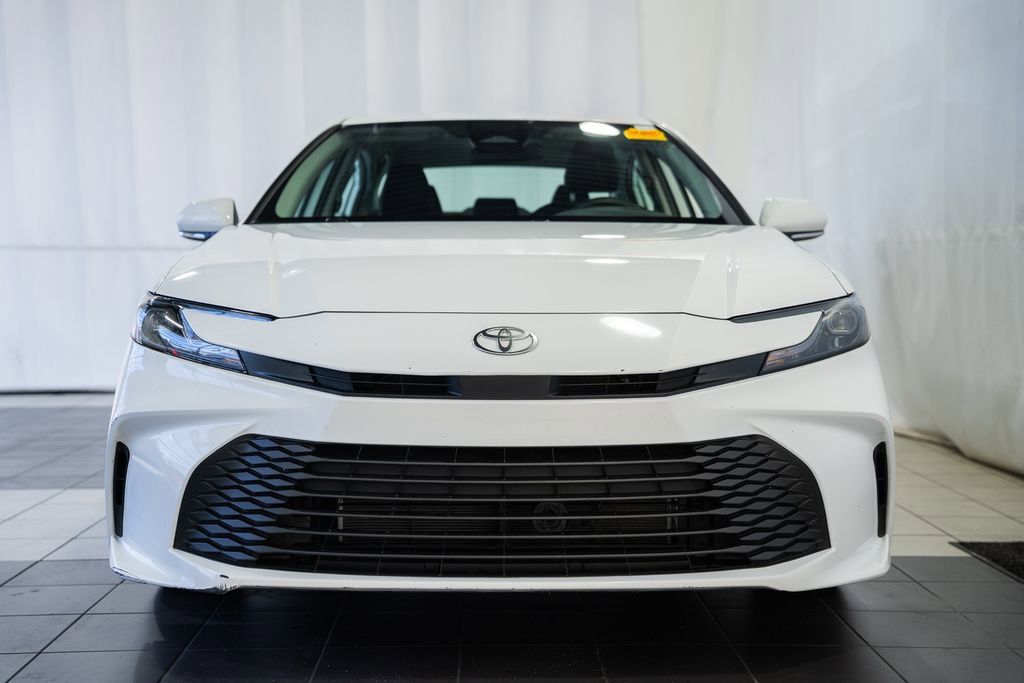 Used 2025 Toyota Camry LE FWD image 2