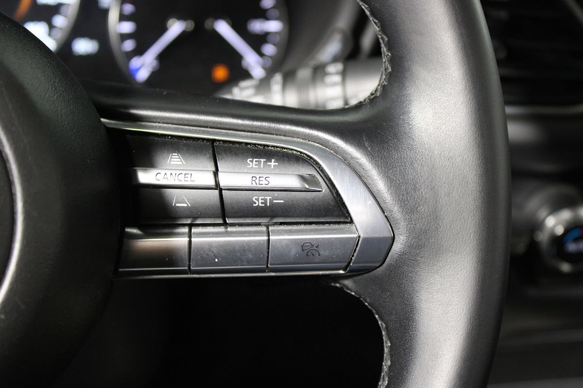 Used 2023 MAZDA CX-30 AWD 2.5 S w/ Premium Package image 16