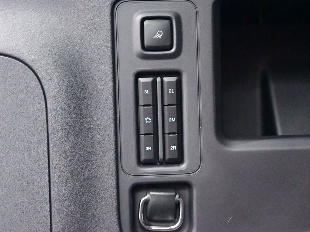 Used 2025 Ford Expedition Platinum w/ Platinum Ultimate Package image 33