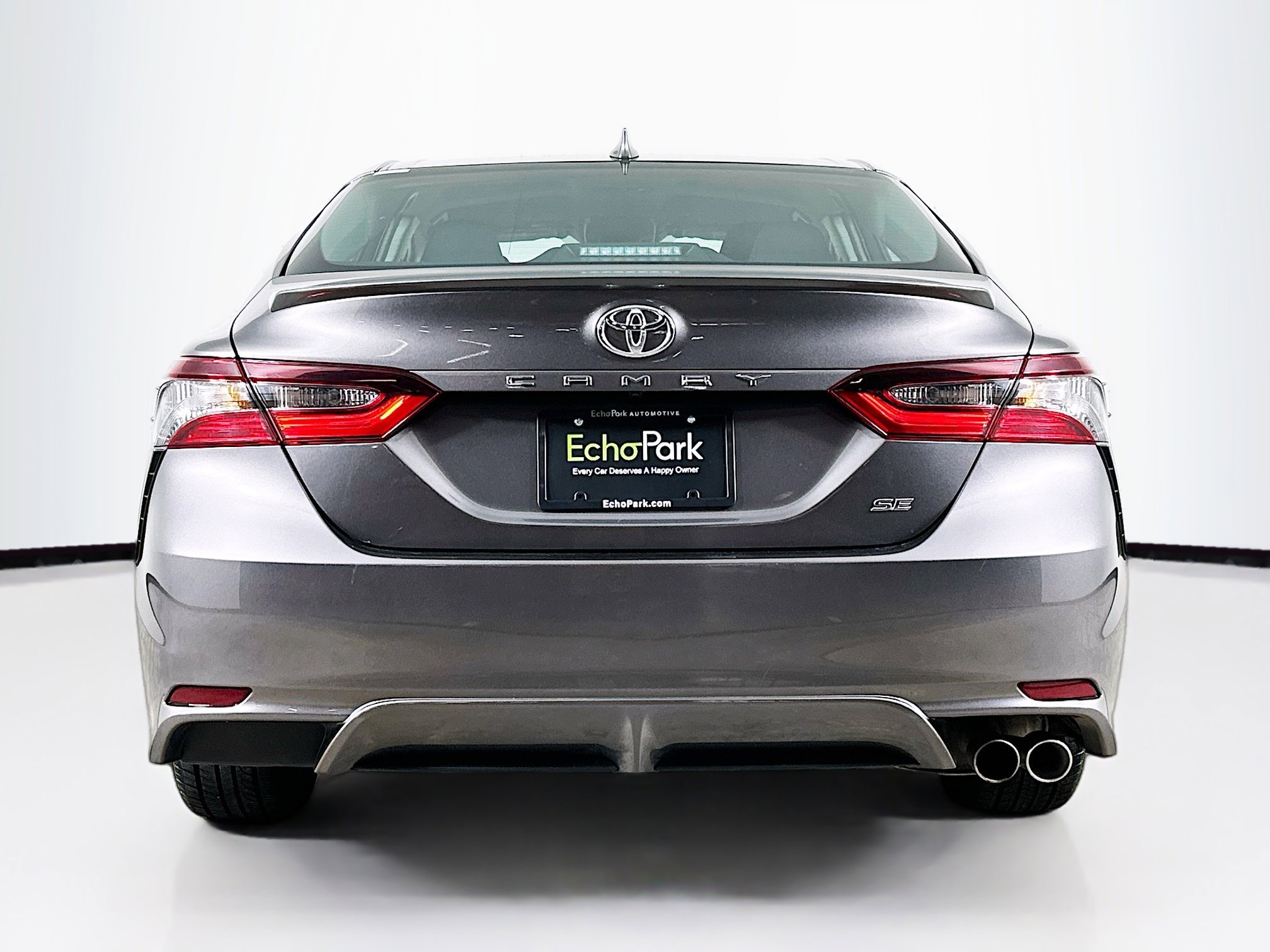 Used 2024 Toyota Camry SE image 7