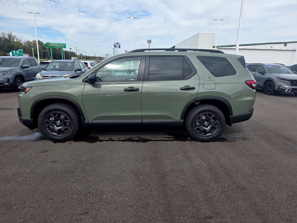 New 2026 Honda Pilot TrailSport image 6