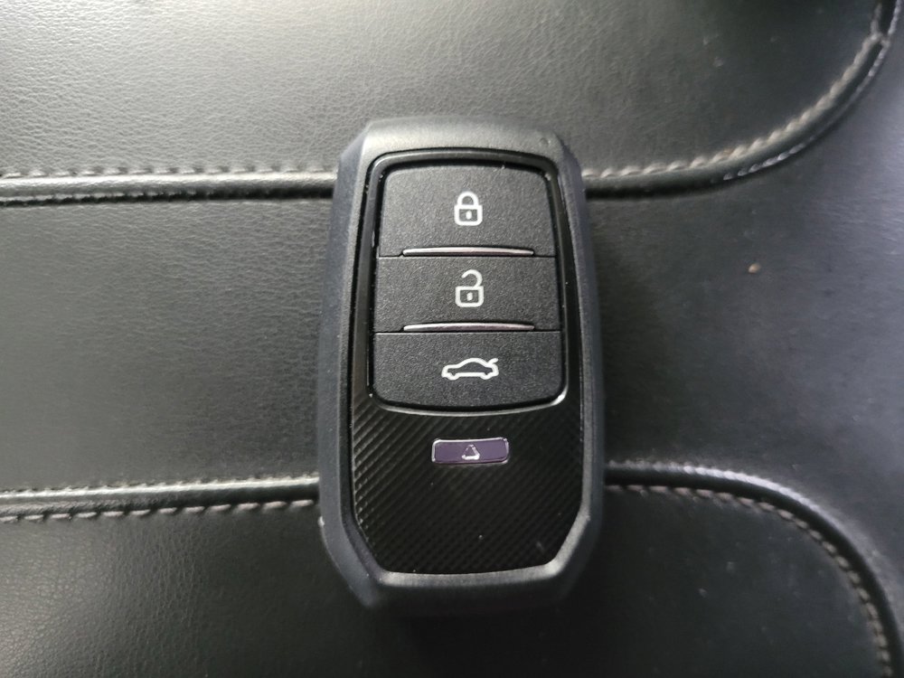 Used 2017 Nissan Rogue SV image 32