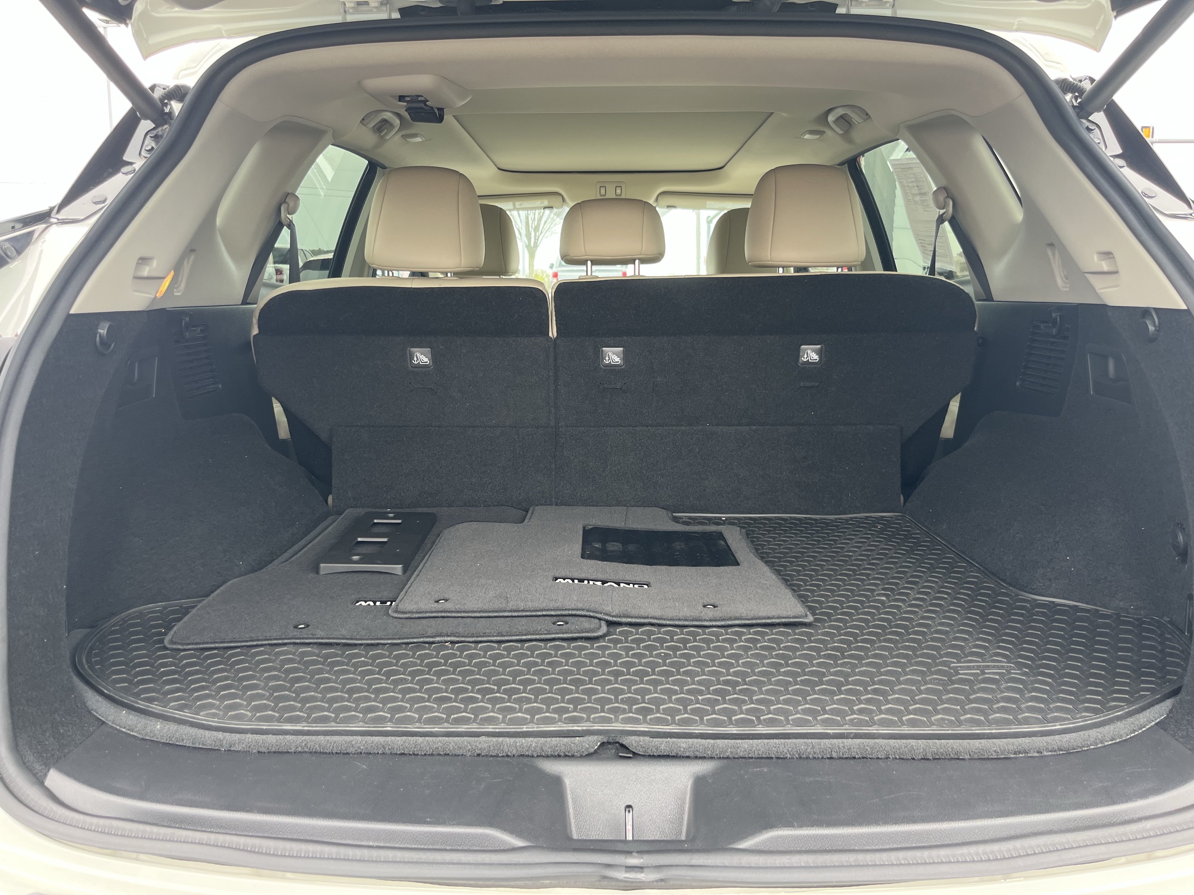 Used 2020 Nissan Murano SL w/ Moonroof Package AWD/4WD image 5