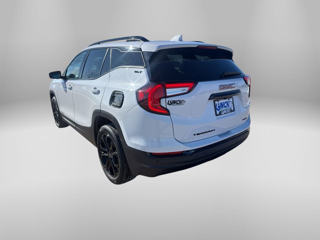 Certified 2022 GMC Terrain SLT w/ Tech Package AWD/4WD image 50