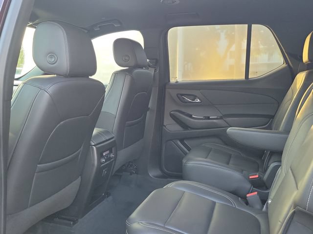 Used 2022 Chevrolet Traverse LT w/ LPO, Floor Liner Package FWD image 7