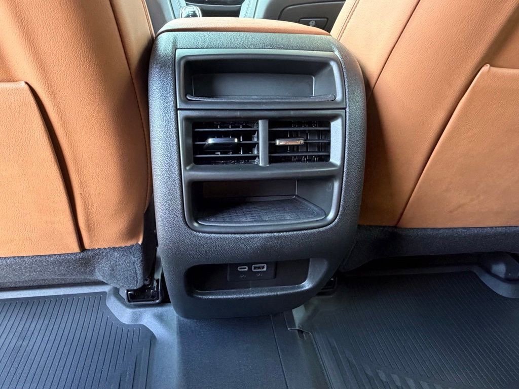 New 2026 Cadillac XT5 Premium Luxury w/ Driver Assist Package FWD image 21