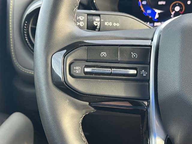 Used 2023 Chevrolet Colorado ZR2 w/ ZR2 Convenience Package III AWD/4WD image 28