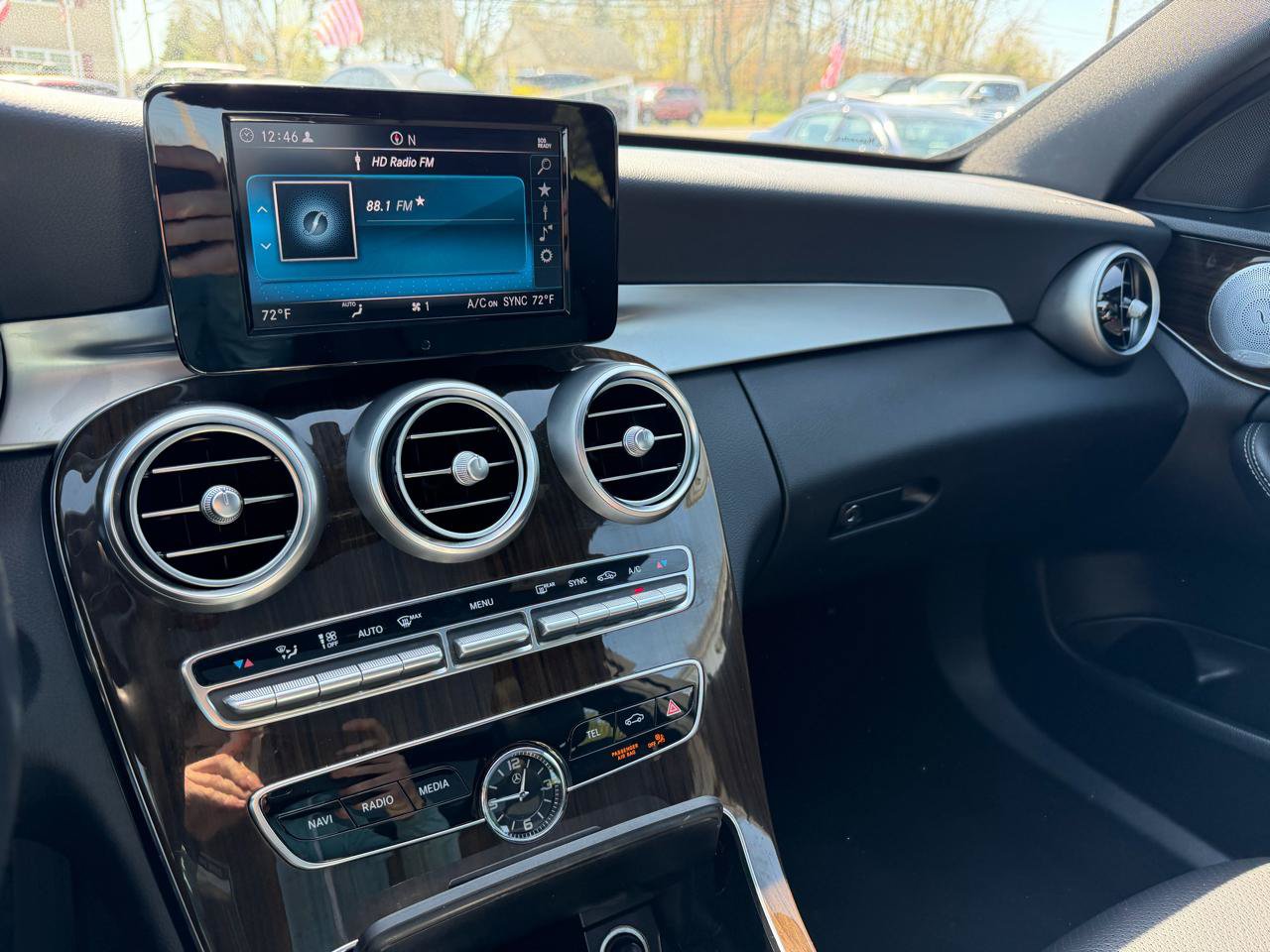 Used 2019 Mercedes-Benz C 300 4MATIC Sedan image 13