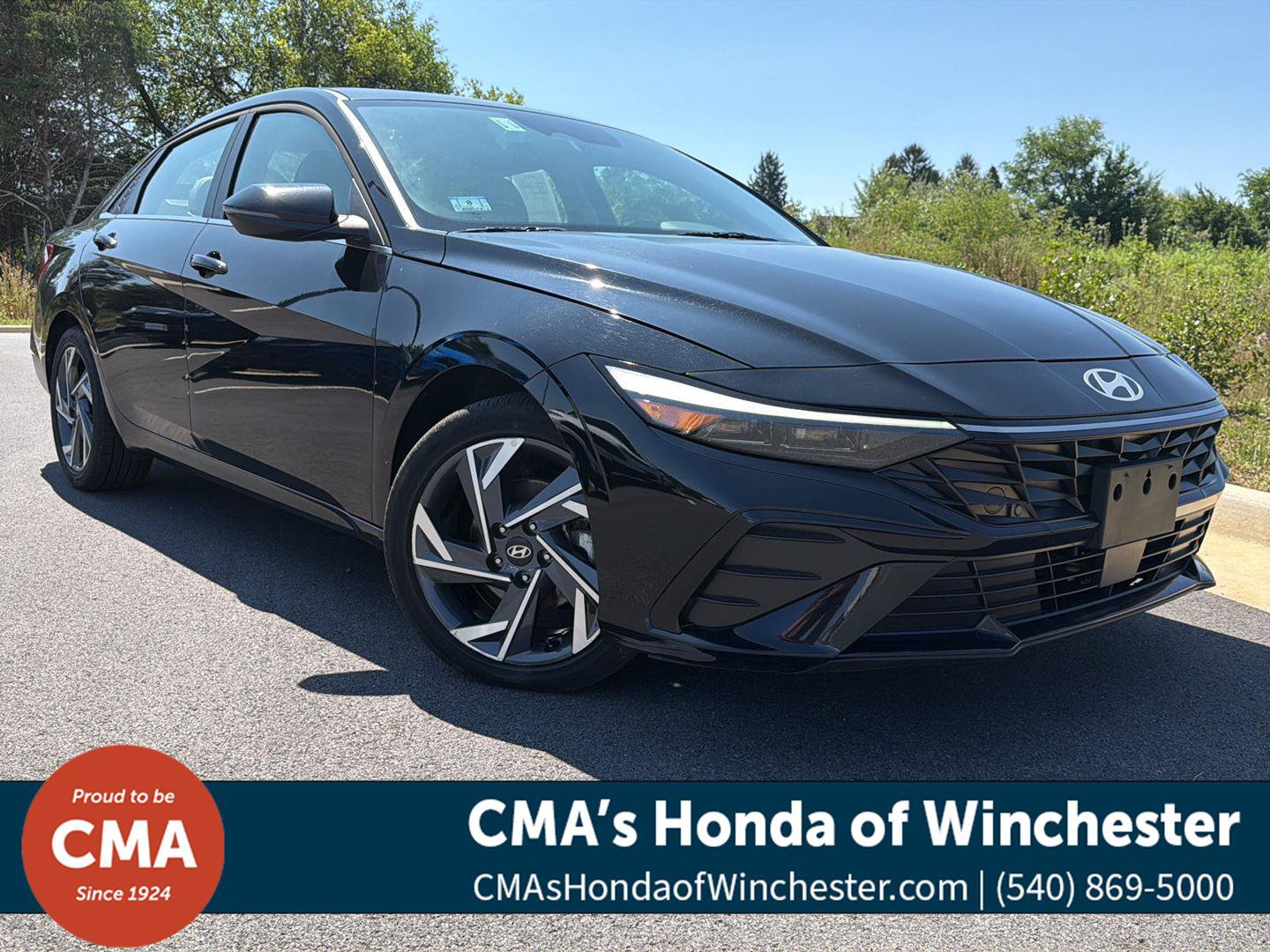 Used 2025 Hyundai Elantra Limited FWD image 1