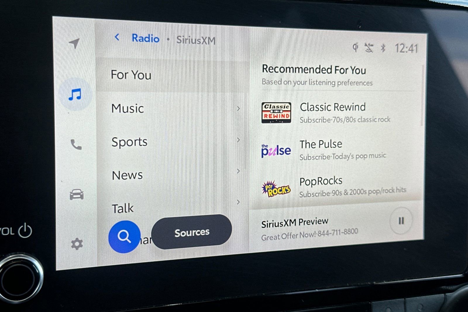 Used 2023 Toyota Highlander XLE image 22