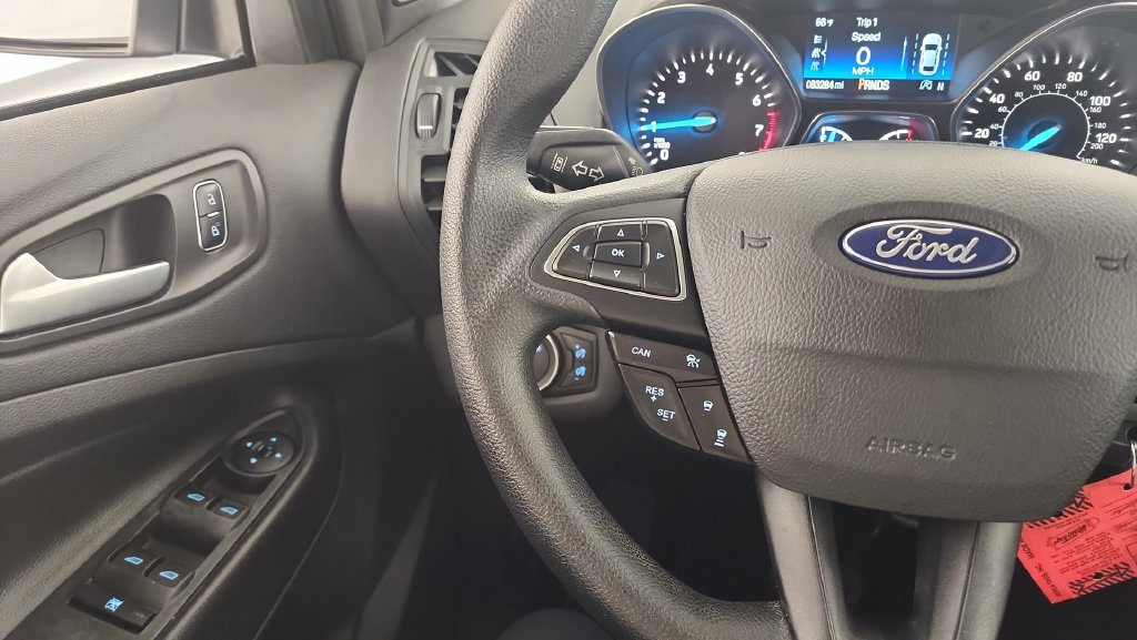 Used 2018 Ford Escape SE w/ Ford Safe & Smart Package AWD/4WD image 18