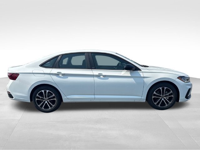 New 2026 Volkswagen Jetta Sport FWD image 8