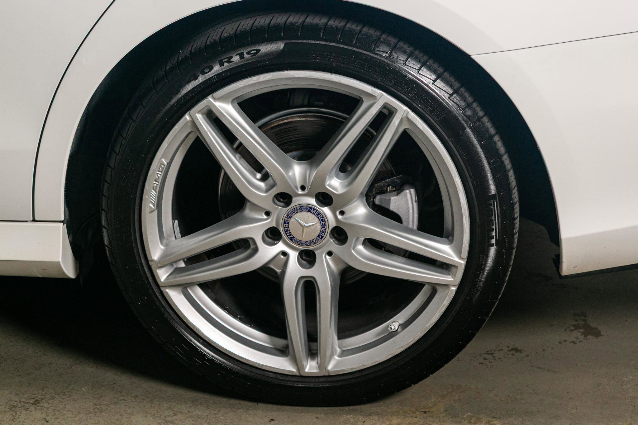 Used 2017 Mercedes-Benz E 300 4MATIC image 13