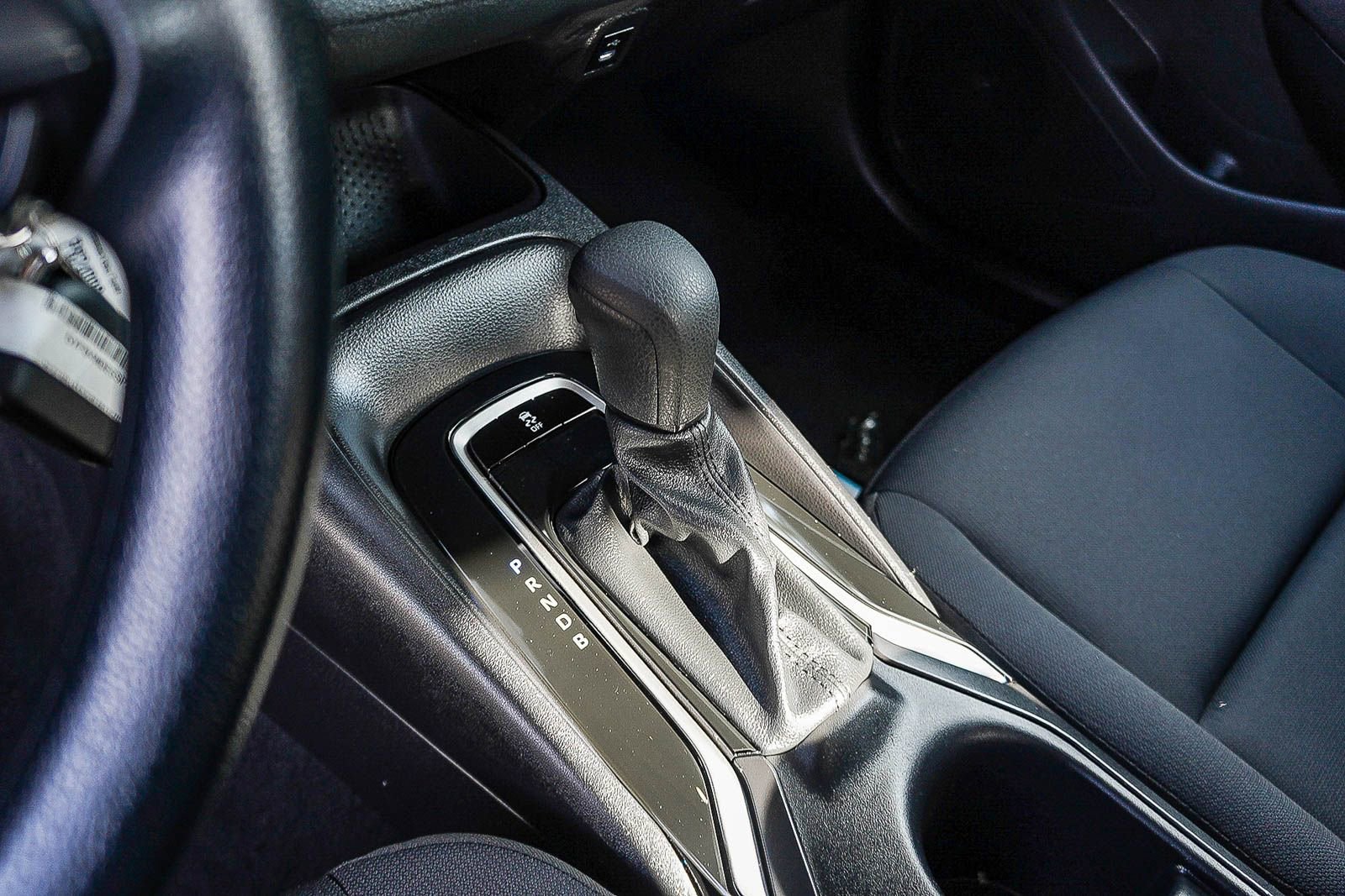 Certified 2025 Toyota Corolla LE image 24