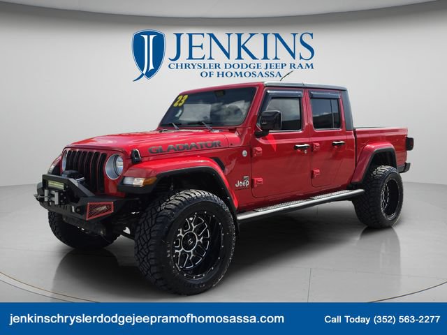 Used 2023 Jeep Gladiator Overland w/ Trailer Tow Package AWD/4WD image 10