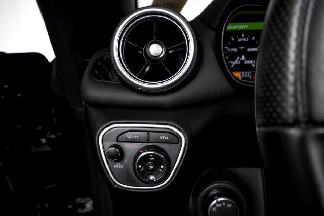 Used 2015 Ferrari California T RWD image 45