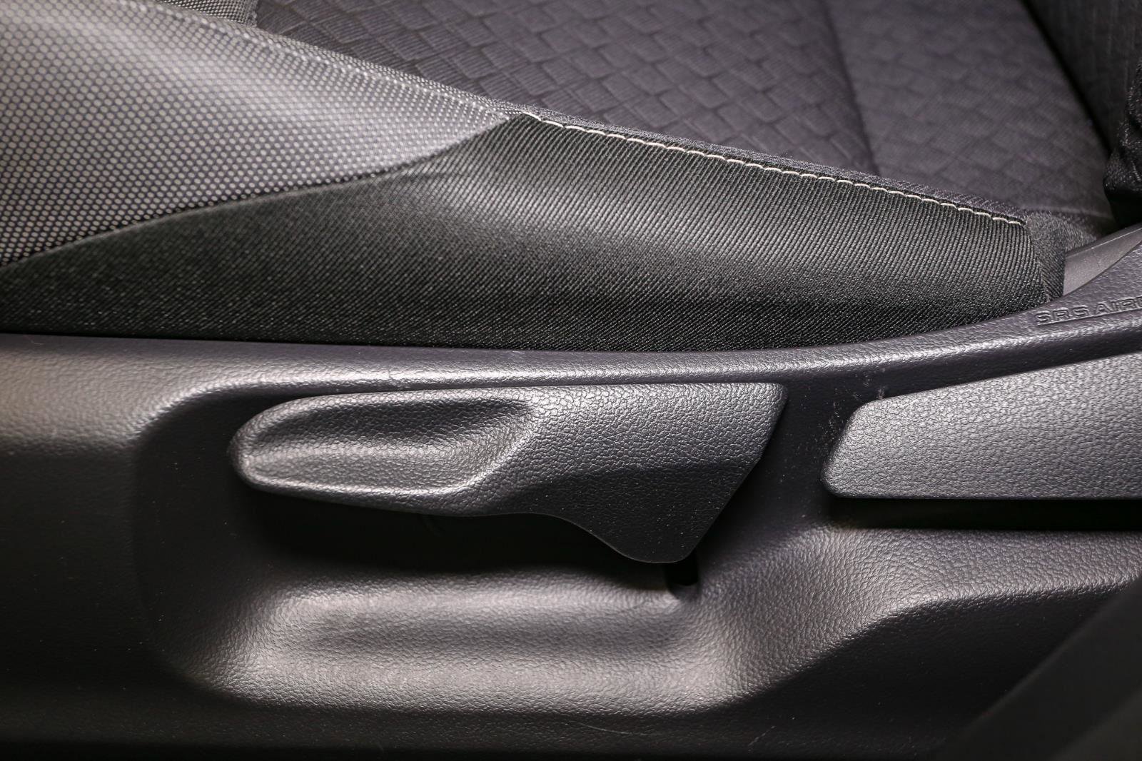 Used 2021 Toyota C-HR LE image 43