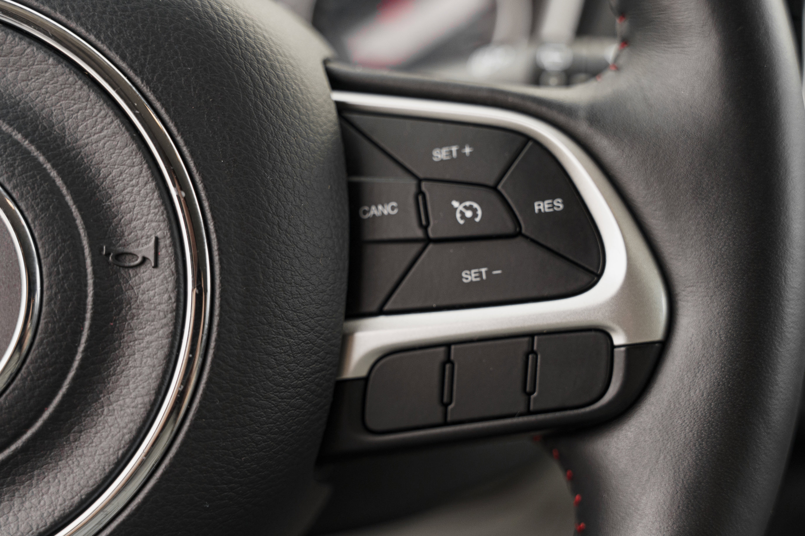 Used 2018 Jeep Compass Limited w/ Trailer Tow Group image 15