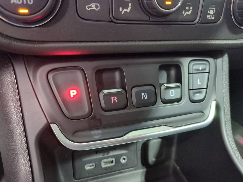 Used 2020 GMC Terrain SLE w/ Driver Convenience Package image 41